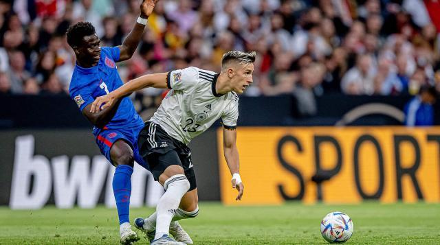 失误的战术 失误的战术