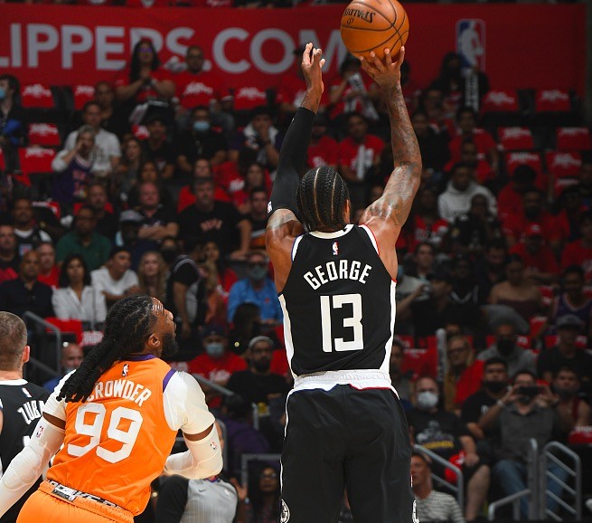 舆论风口 舆论风口